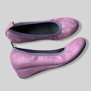 Blondo Lilac Leather Ersilia Wedge Pump